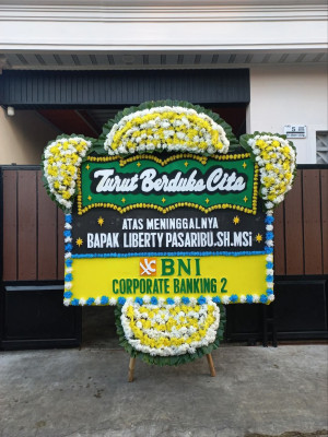 Papan Bunga Duka di Syahcame